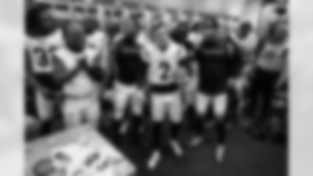 2021 TEN_02 MCPHERSON 30 Bates 21 HILTON 33 FLOWERS_Cele Emotion_Locker Room Cele-lowres