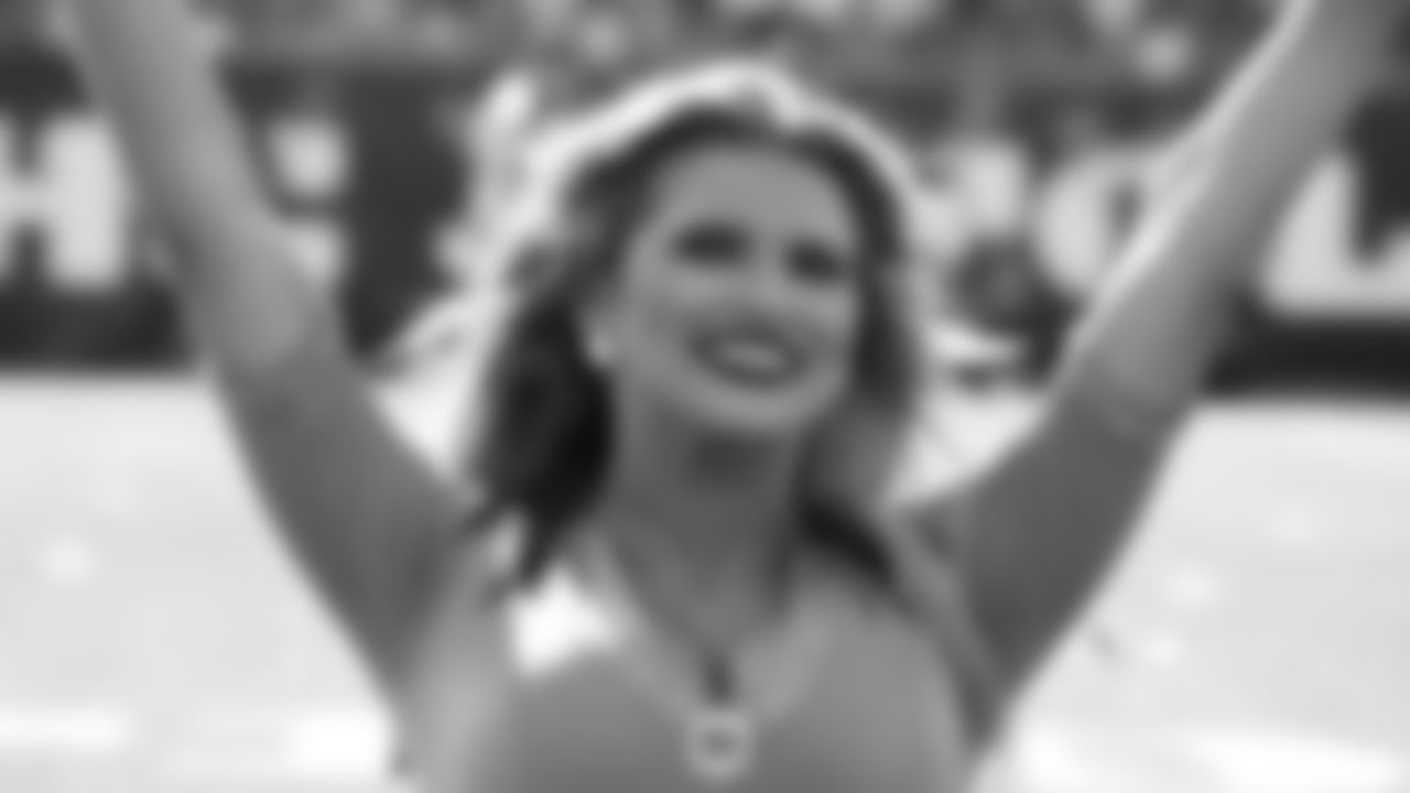 211011-ben-gals-cheerleaders_15