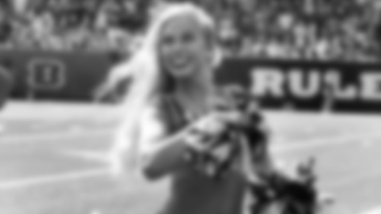 211011-ben-gals-cheerleaders_29