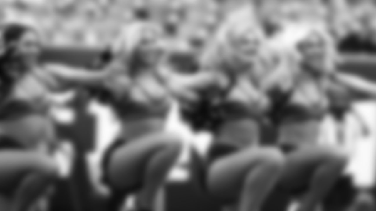 210829-Ben-Gals-Cheerleaders_19
