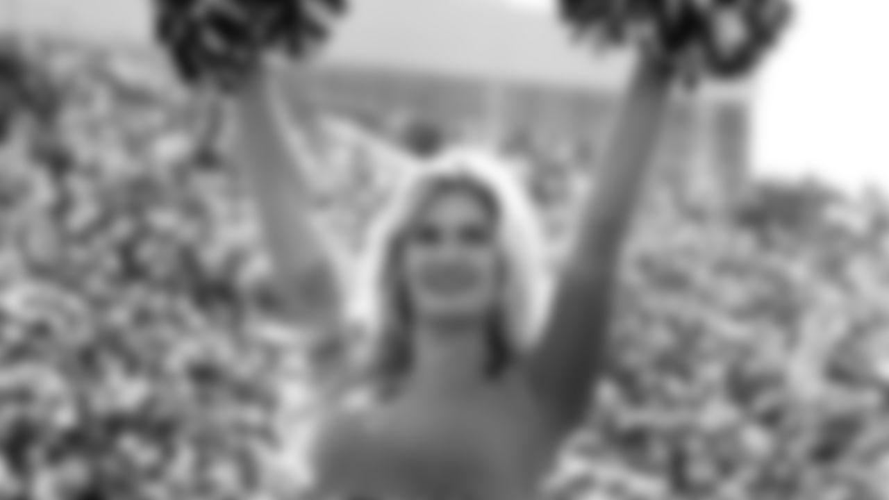 211011-ben-gals-cheerleaders_32