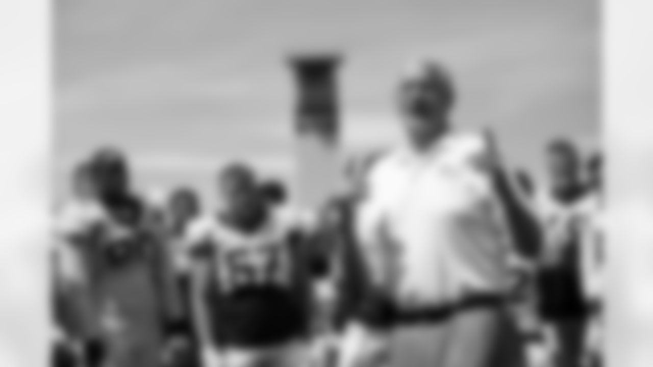 Randy Gradishar, named a finalist for the Pro Football Hall of Fame earlier this day, breaks down the team huddle after a Broncos practice at Centura Health Training Center on August 23, 2023 in Englewood, Colorado. Photo by Ben Swanson / Denver Broncos