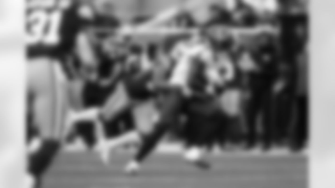 236 - bucs v niners