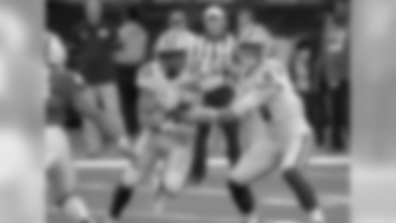 Philadelphia Eagles: RB Derrius Guice, LSU