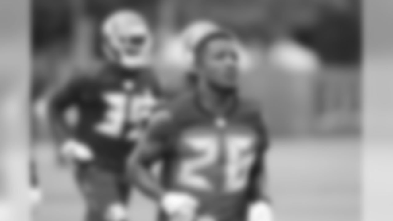 26 - CB Josh Robinson