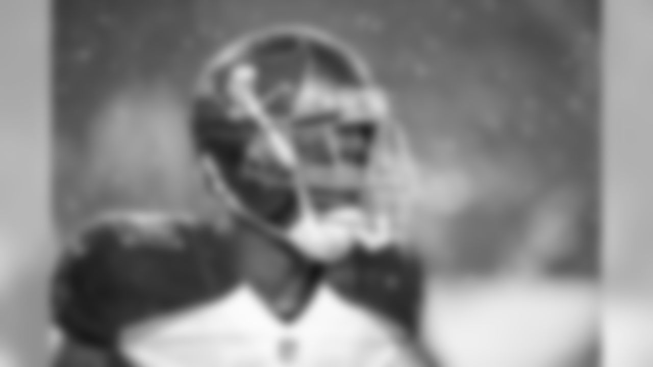 WR Russell Shepard