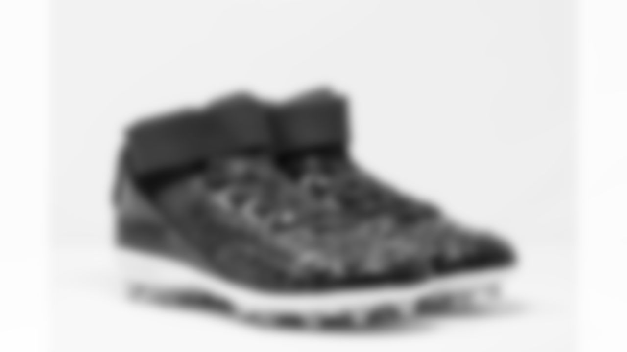 TAMPA, FL - DECEMBER 02, 2020 - Tackle Joe Haeg #73 of the Tampa Bay Buccaneers' cleats for My Cause My Cleats. Photo By Kyle Zedaker/Tampa Bay Buccaneers