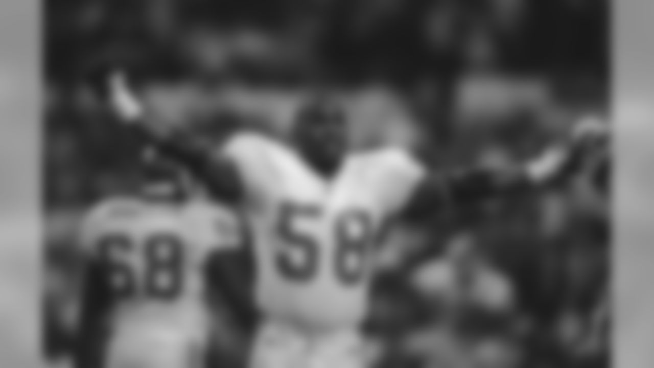 A historical look back at Derrick Thomas' Hall of Fame career with the Chiefs.
