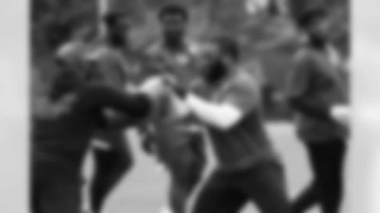 97 DT McTelvin Agim
Players train during Phase II of offseason workouts.