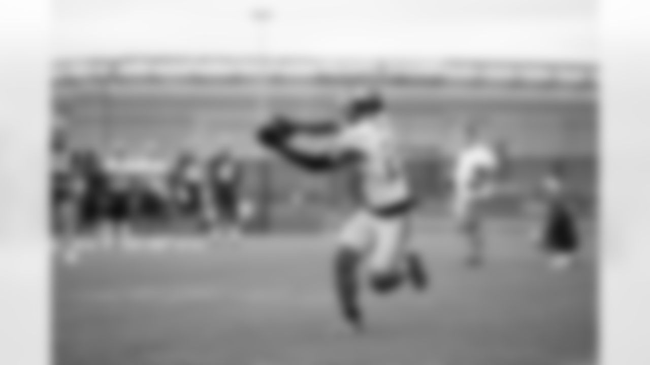 Saquon Barkley (26)