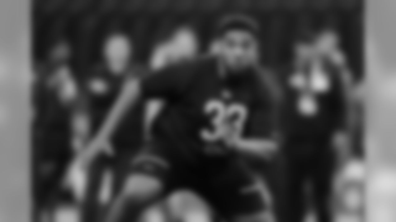 OL Kyle Murphy, Rhode Island