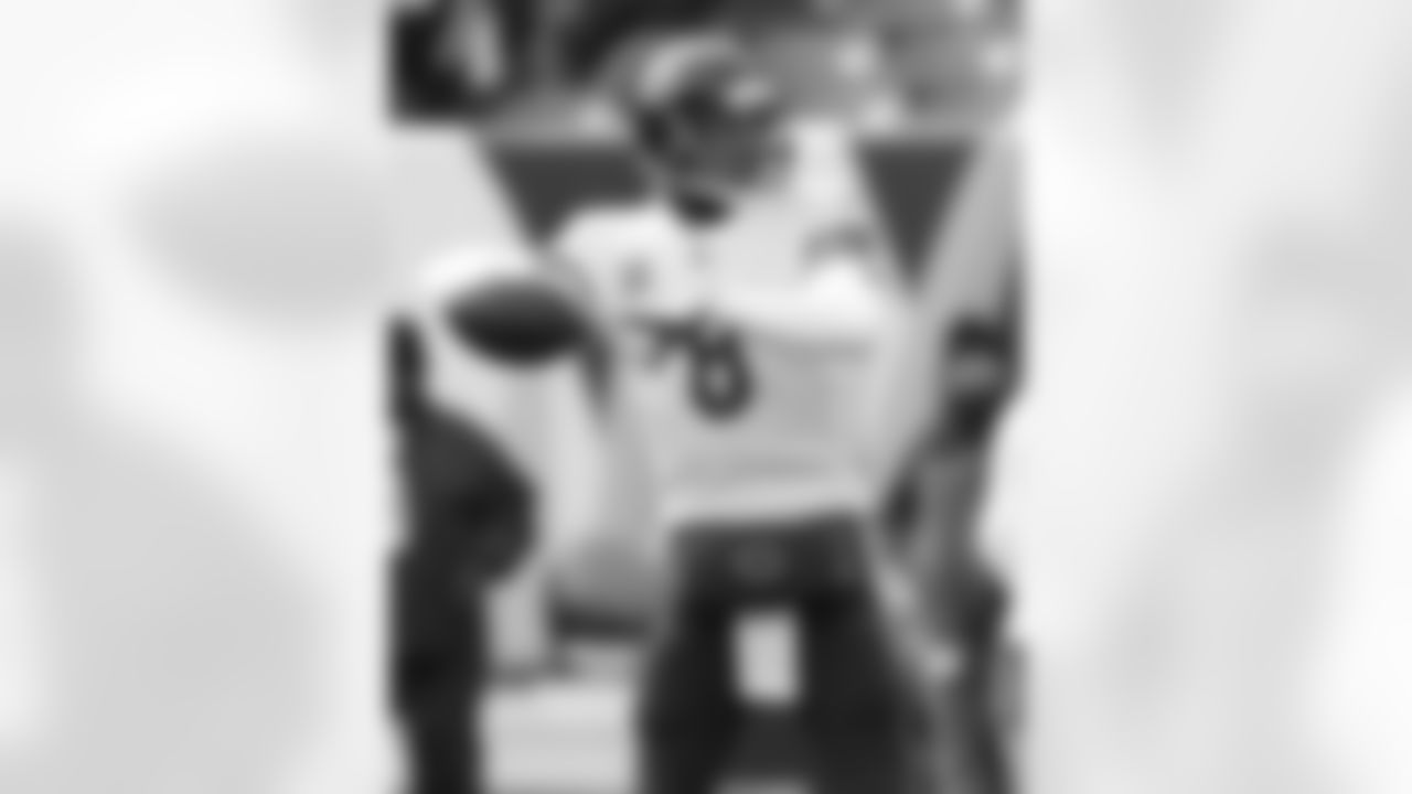 Chicago Bears quarterback Mike Glennon practices before an NFL football game against the Cincinnati Bengals, Sunday, Dec. 10, 2017, in Cincinnati. (AP Photo/Gary Landers)