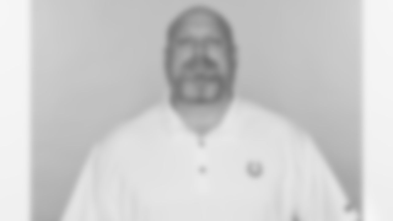 Offensive Line Coach Dave DeGuglielmo