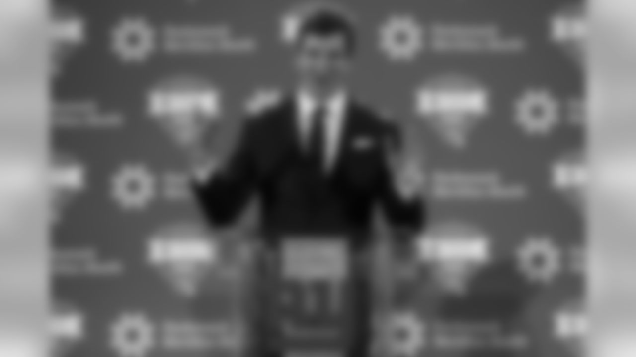 New York Giants NFL football quarterback Eli Manning announces his retirement on Friday, Jan. 24, 2020, in East Rutherford, N.J. (AP Photo/Adam Hunger)