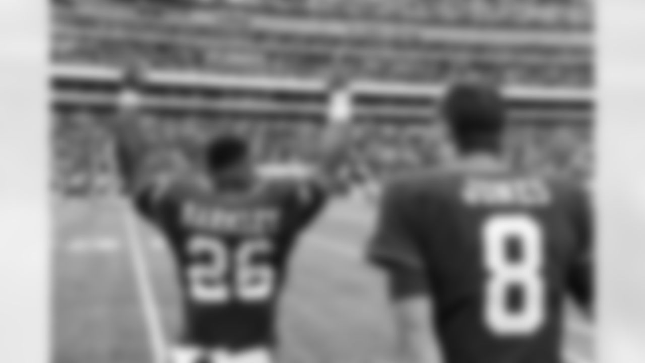 Saquon Barkley (26), Daniel Jones (8)