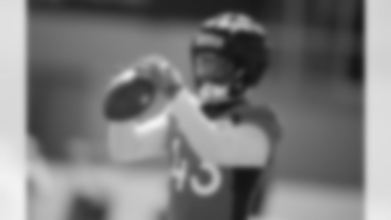 LB Ray Wilborn - Claimed off Waivers from DEN (August 15)