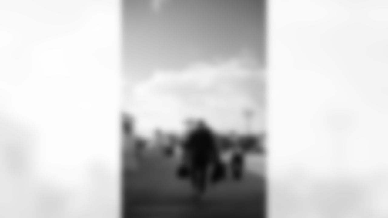 E_BUCSTRAVEL53
