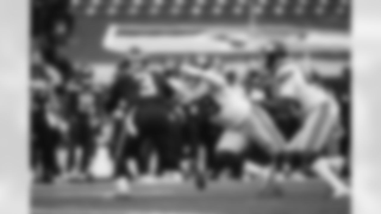 Leonard Williams (99)