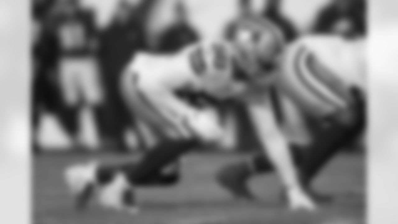 OLB Robert Quinn