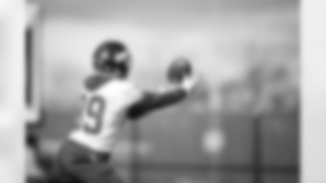 Kadarius Toney (89)