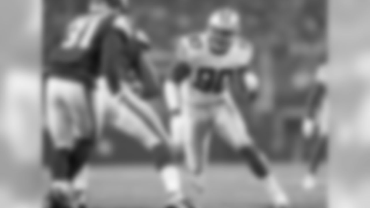 DE DEMARCUS LAWRENCE