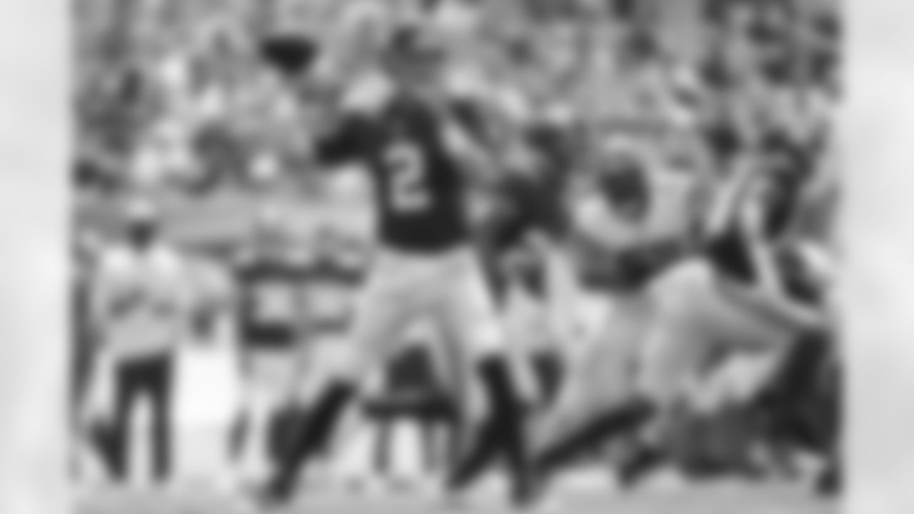New York Giants quarterback Mike Glennon (2) throws during the first half of an NFL football game against the Cleveland Browns, Sunday, Aug. 22, 2021, in Cleveland. (AP Photo/David Dermer)