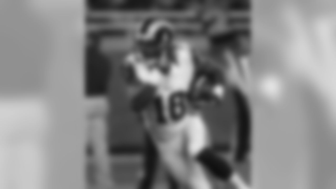 WR Kenny Britt