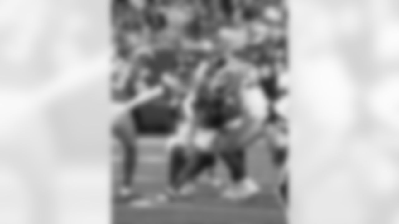 Week 17 - New York Giants vs. Los Angeles Rams
Dec. 31, 1:00 PM ET at MetLife Stadium
