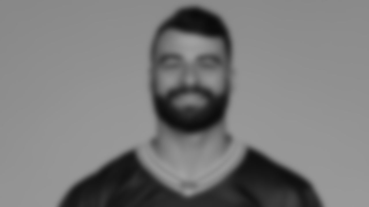 81 - TE Josiah Deguara
