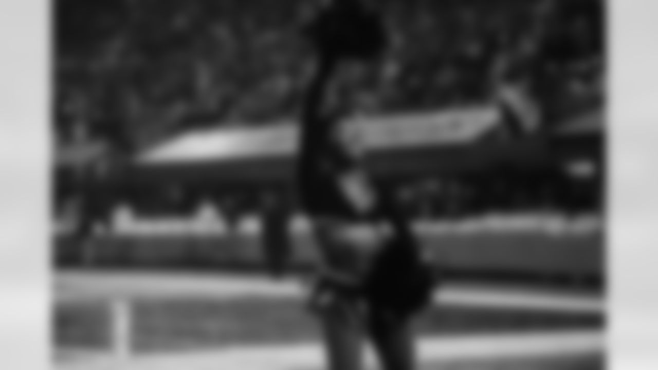 221110 Panthers vs Falcons-230