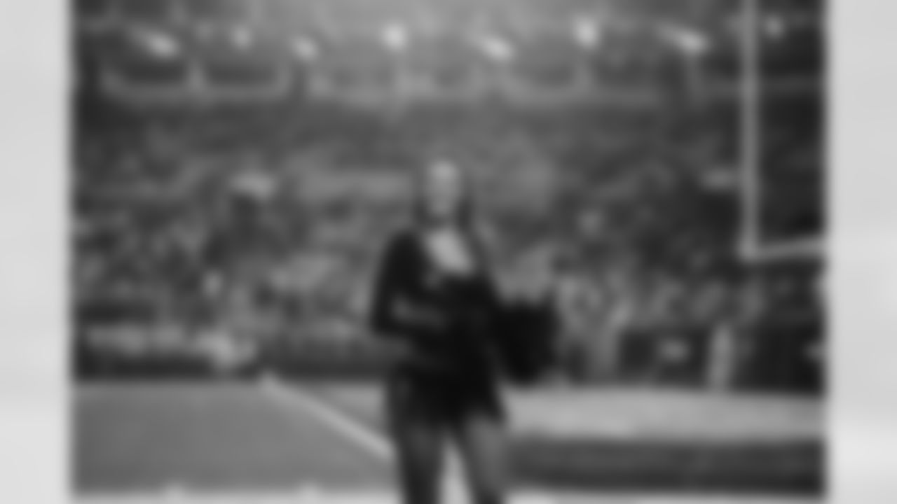 221110 Panthers vs Falcons-262