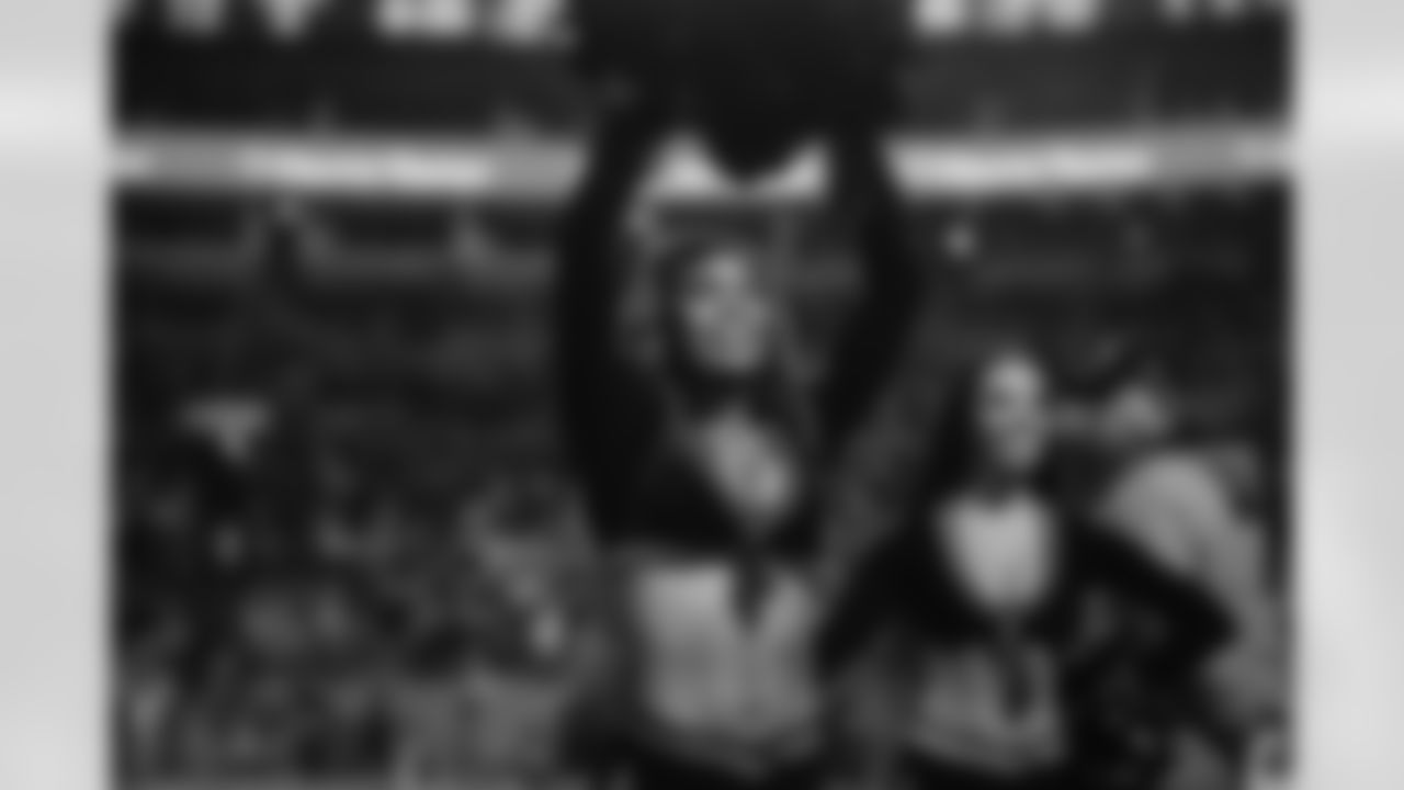 221110 Panthers vs Falcons-276