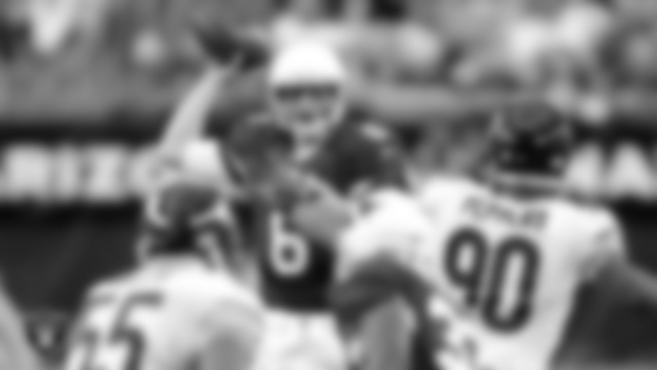 QB Brian Hoyer
Previous teams: New England Patriots (2009–2011), Pittsburgh Steelers (2012), Arizona Cardinals (2012), Cleveland Browns (2013–2014), Houston Texans (2015), Chicago Bears (2016), San Francisco 49ers (2017), New England Patriots (2017–2018), Indianapolis Colts (2019), New England Patriots (2020–2022)