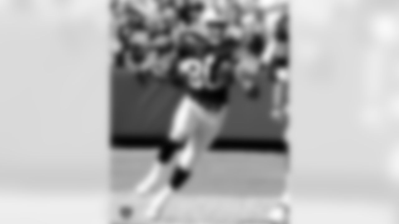 WR Jerry Rice (2001-04)
Hall of Fame Class of 2010