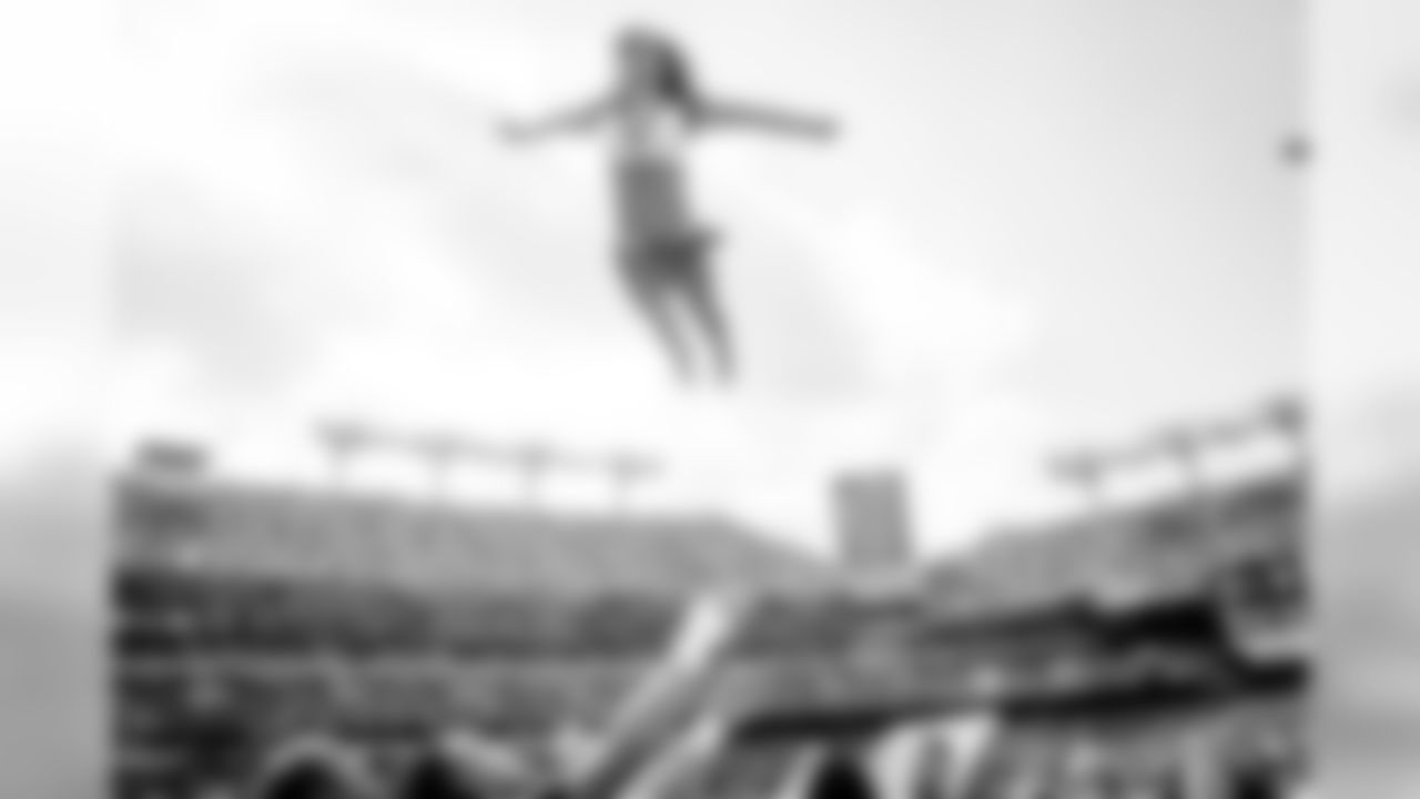 CHEER_BROWNS_SEP_29-31