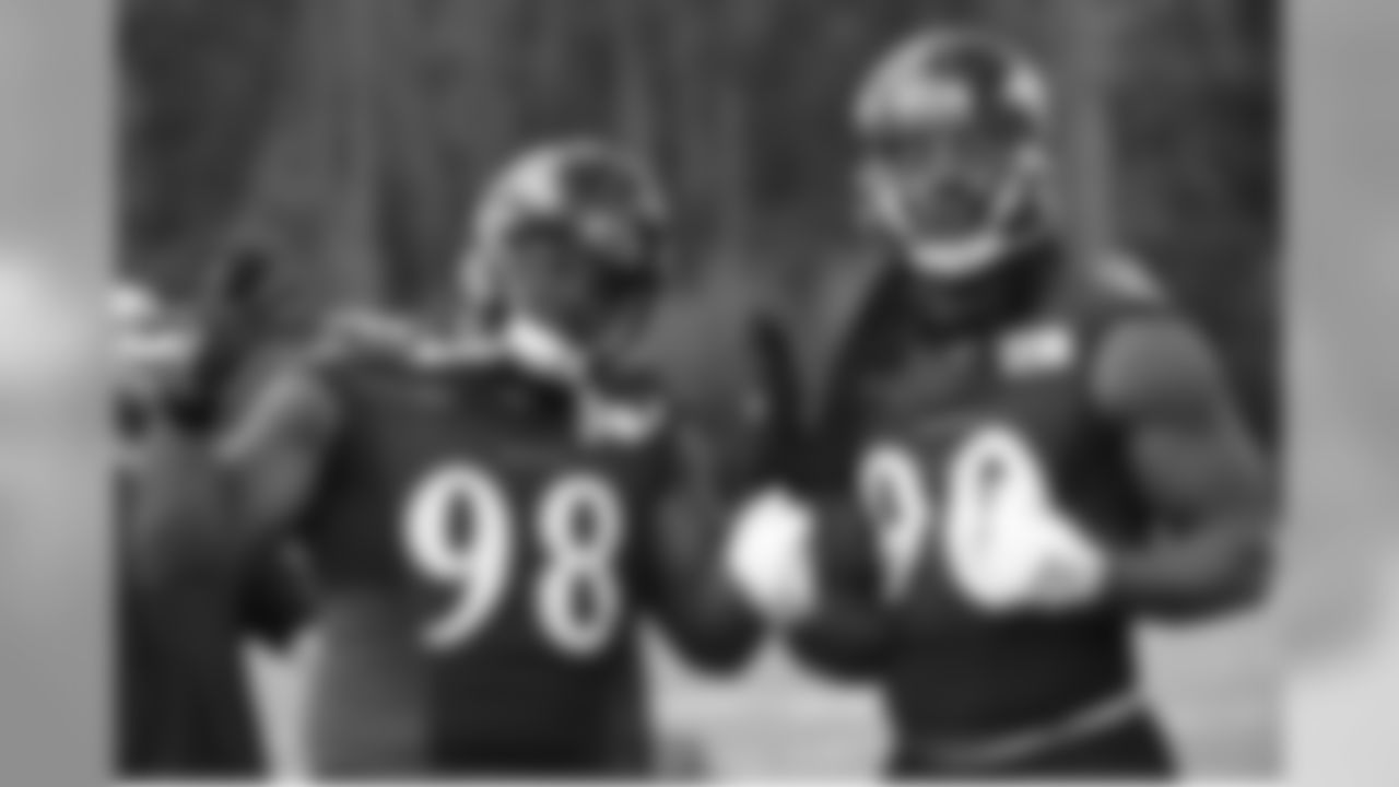@zsmith94 (Za'Darius Smith) Week 9...