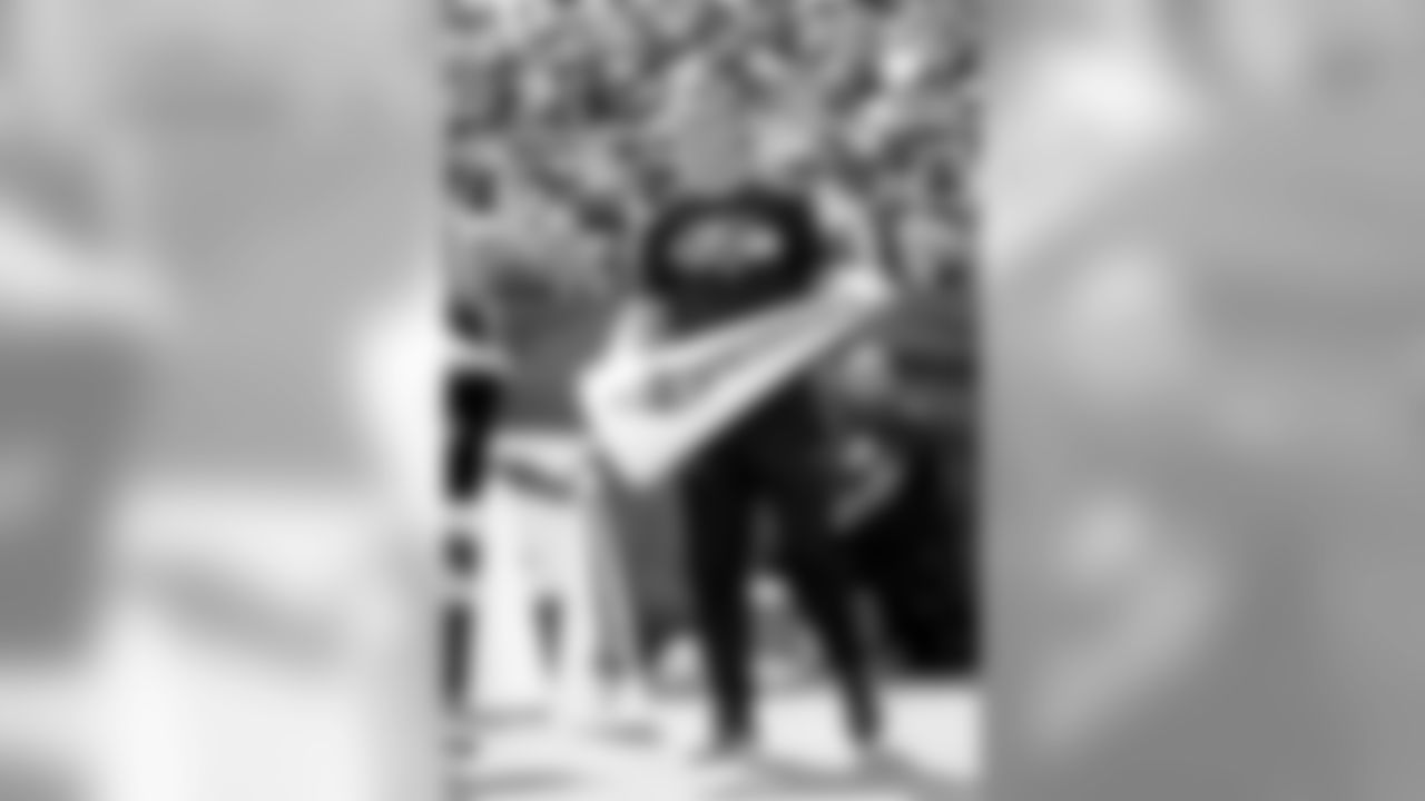 CHEER_BROWNS_SEP_29-17