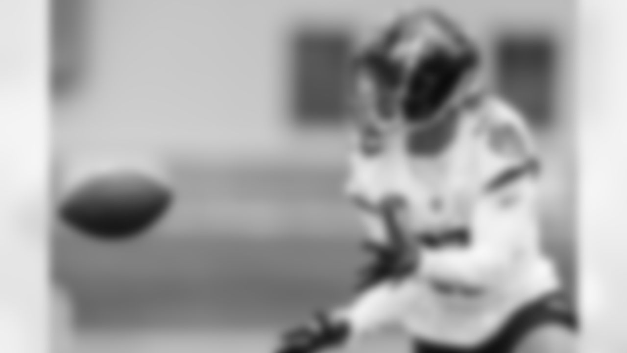 50_RookieMiniCamp050523sh3425_WEB