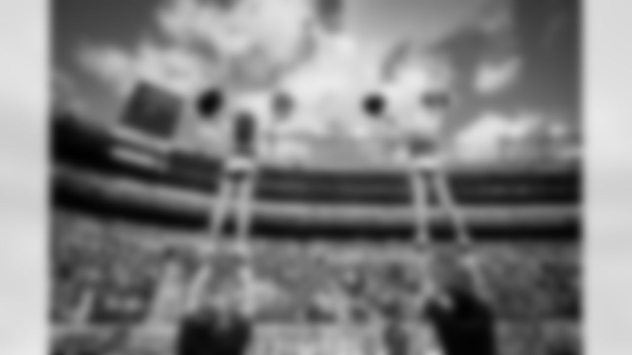 Cheer_vs_Chargers_2021-126