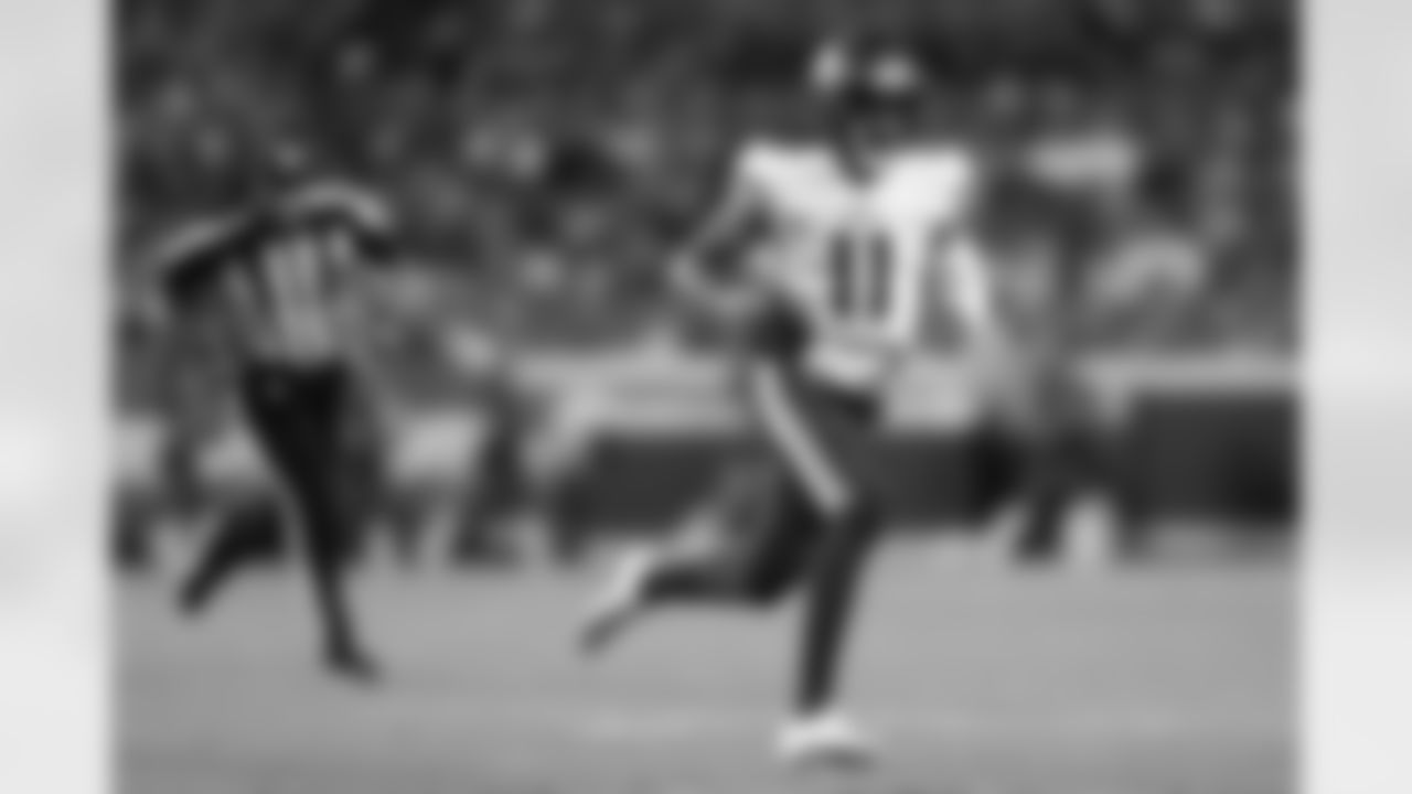 11 QB Kellen Mond