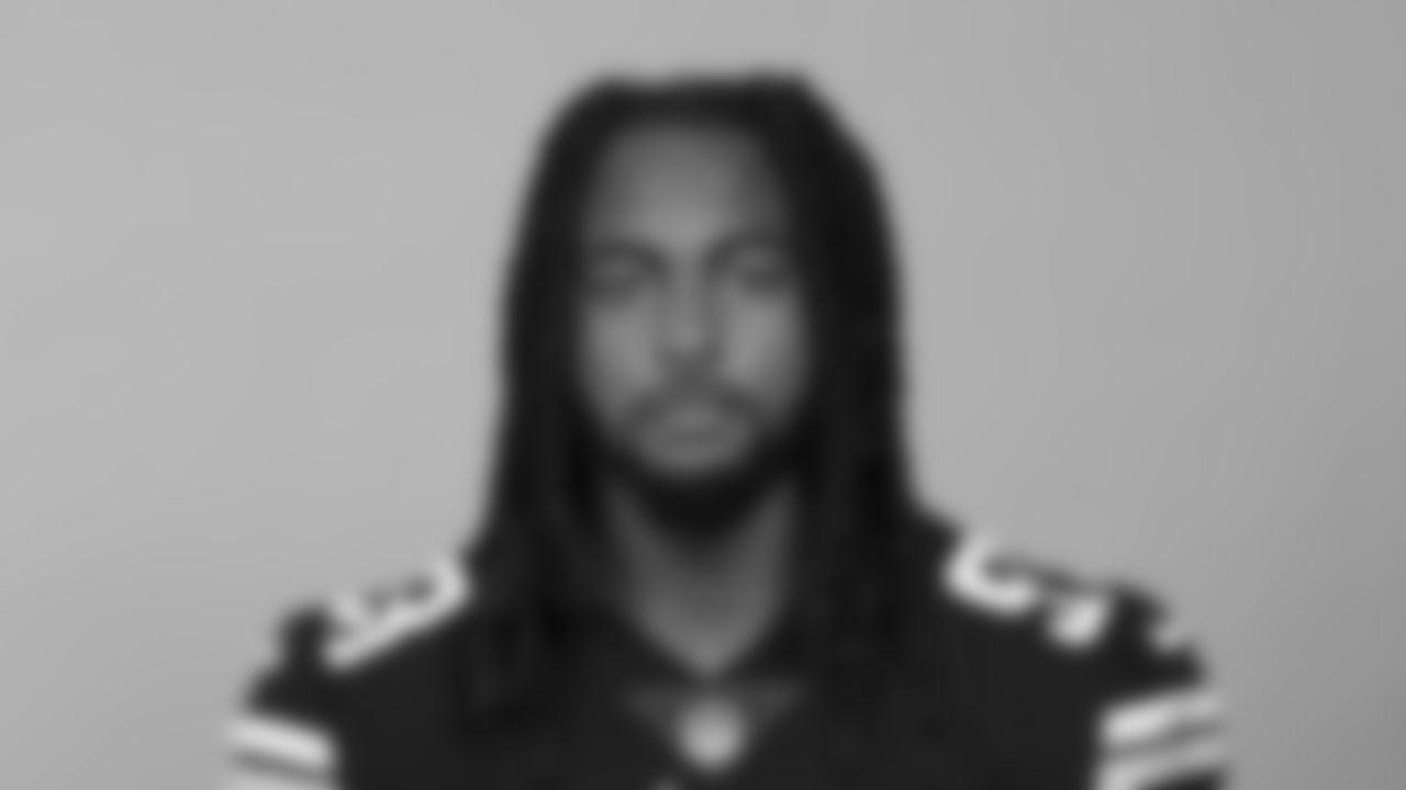91 OLB Patrick Jones II
