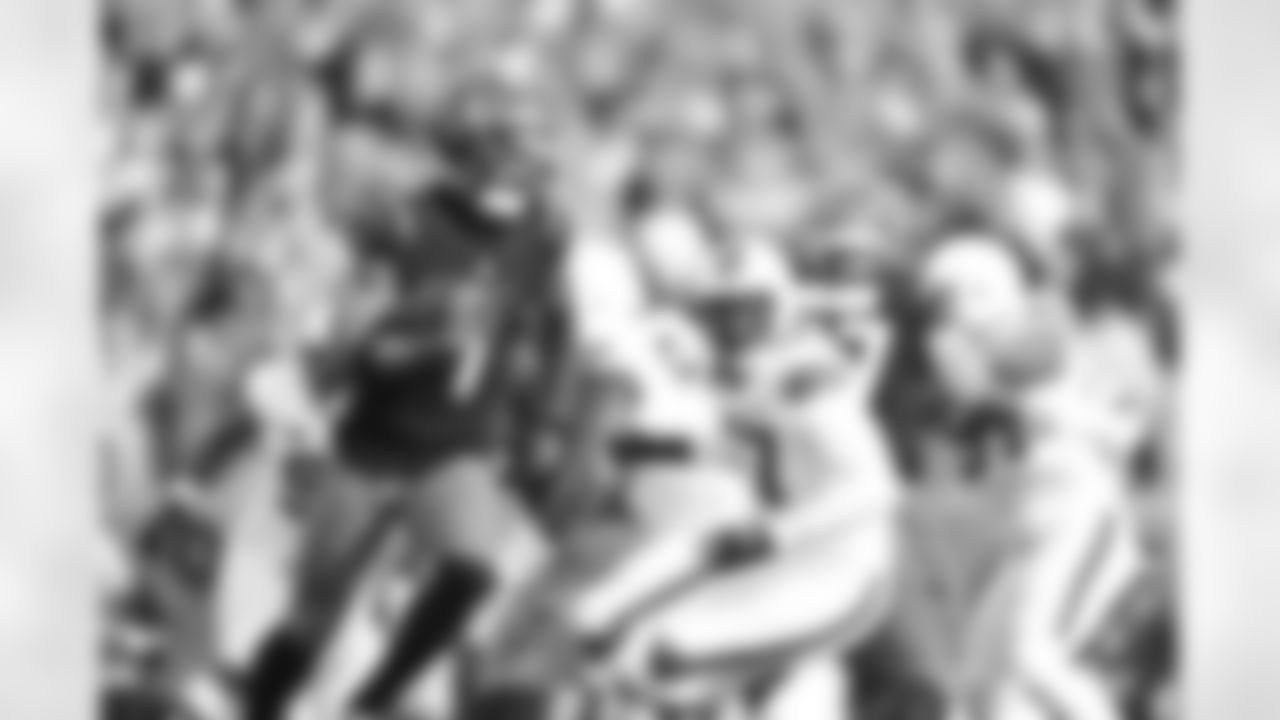 WR Ja'Marr Chase runs with the ball against the Browns in Week 16, Sunday, December 22, 2024.