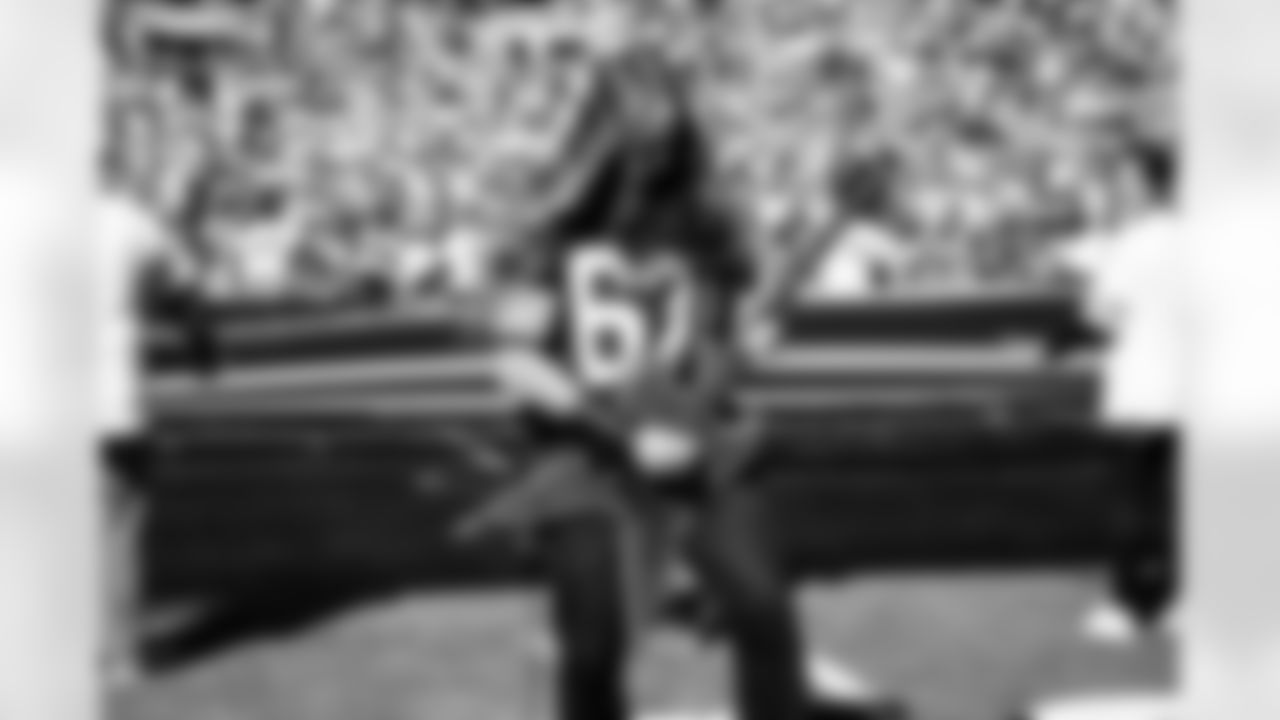 Zakk Wylde before a NFL football game between the Cincinnati Bengals and Cleveland Browns on October 20, 2024 at Huntington Bank Field. The Browns lost 14-21.