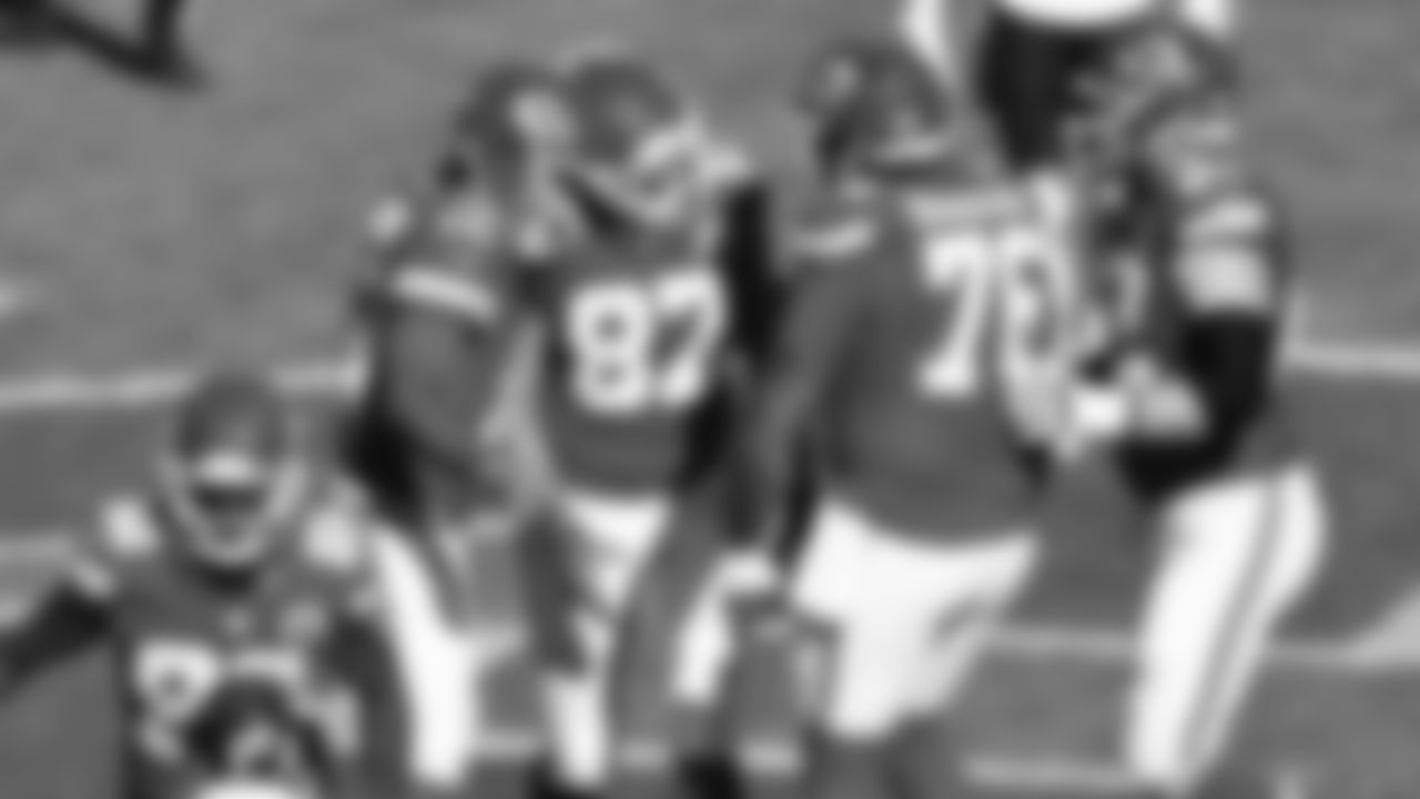 Kansas City Chiefs tight end Travis Kelce (87) celebrates during the Week 10 NFL Game against the Denver Broncos on Sunday, November 10, 2024.
