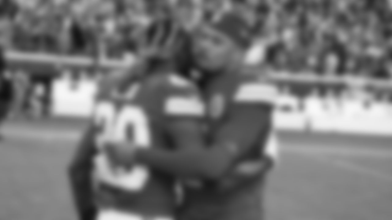 Kansas City Chiefs safety Justin Reid (20) celebrates following the Week 10 NFL Game against the Denver Broncos on Sunday, November 10, 2024.
