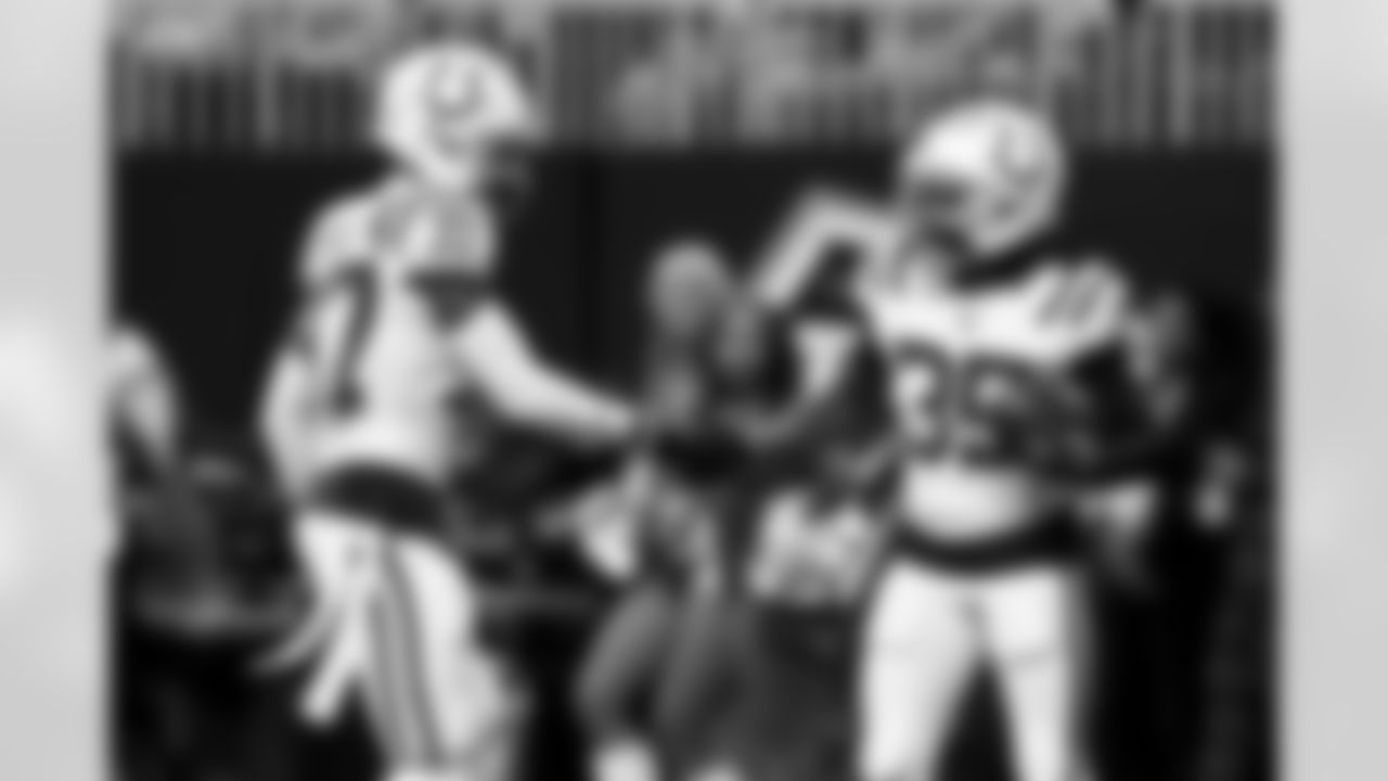 37 CB Ameer Speed, 35 CB Chris Lammons