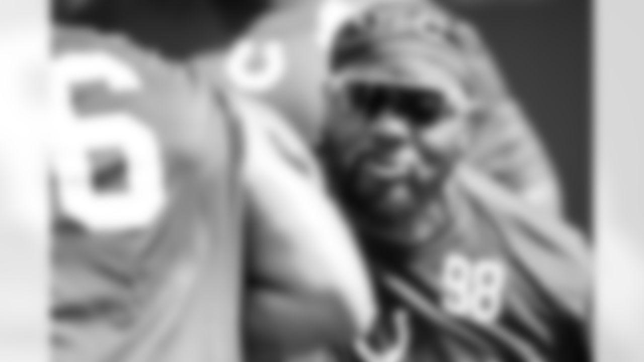 98 DT Raekwon Davis