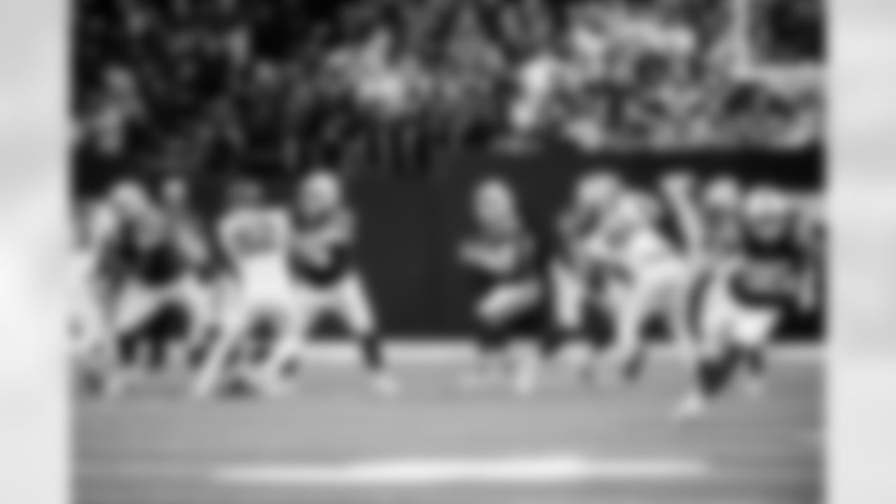 17 QB Kedon Slovis
