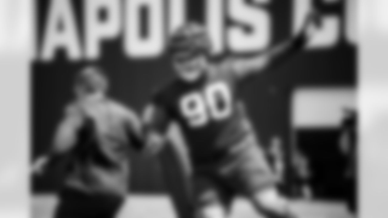 90 DT Grover Stewart