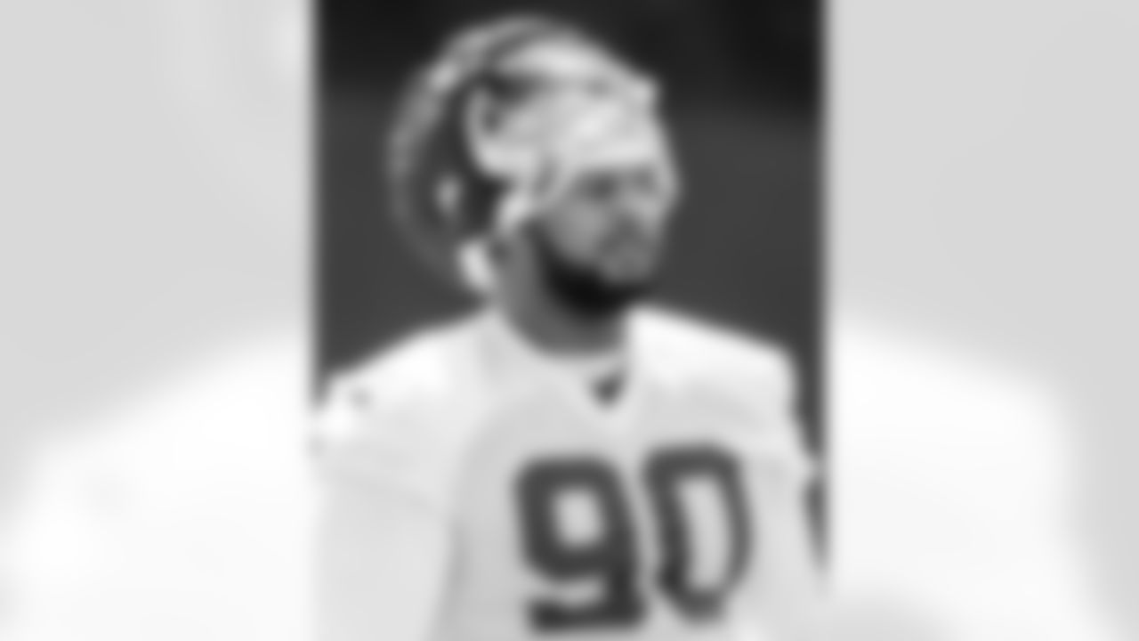 DT Grover Stewart #90